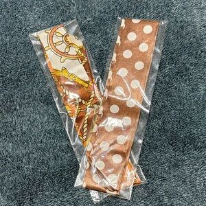 Brown and White Twilly Set